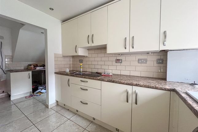 11C, Dove Close, Birmingham photo 3