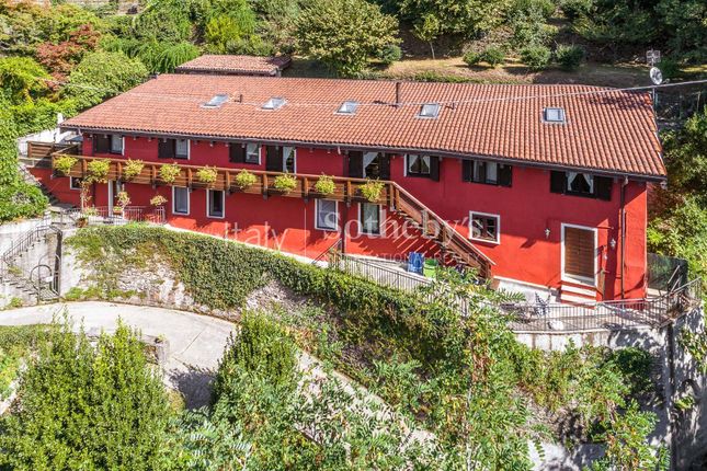 Villa for sale in Via Martiri, Verbania, Piemonte