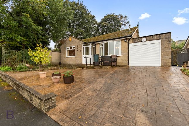 2-bed bungalow on 14, Oakleigh Avenue, Bradford, £260,000
