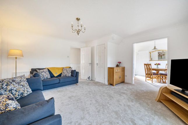 10, Fir Tree Close, Eastleigh photo 3