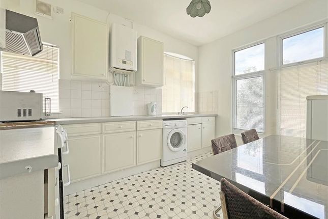 75A, Lower Richmond Road, London photo 2
