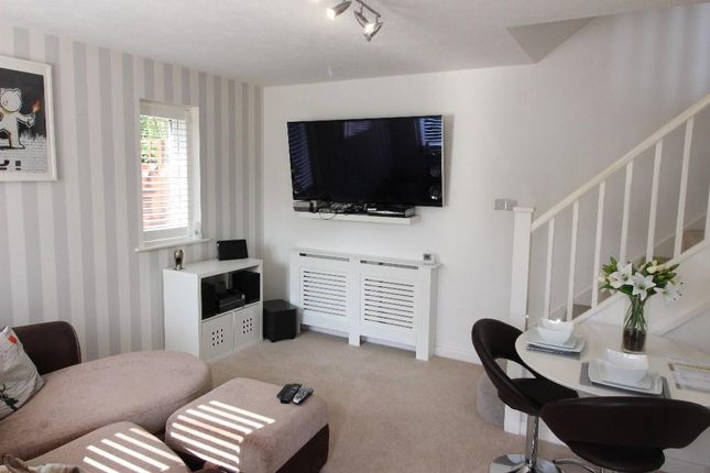 17, Cotswold Way, Worcester Park photo 2