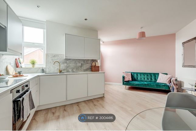 Flat, A Sharrow Vale Road, Sheffield photo 2