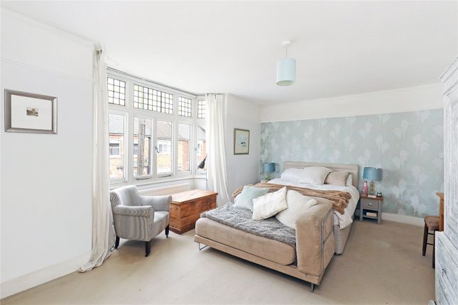 End terrace house for sale in Talbot Road, Isleworth