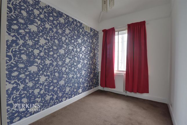 57 Runnymede Gardens, Western Avenue, Greenford photo 5