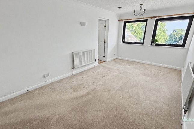 8, The Groves, Crescent Road, Ivybridge photo 4