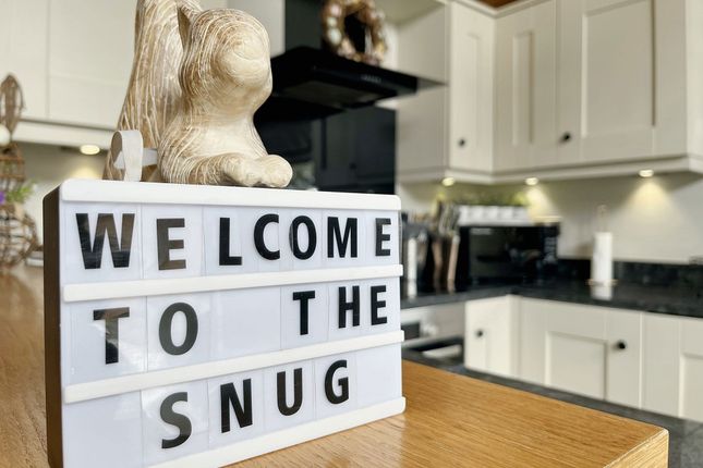 Lodge 9 - The Snug, Otterburn Hall, Newcastle upon Tyne photo 2