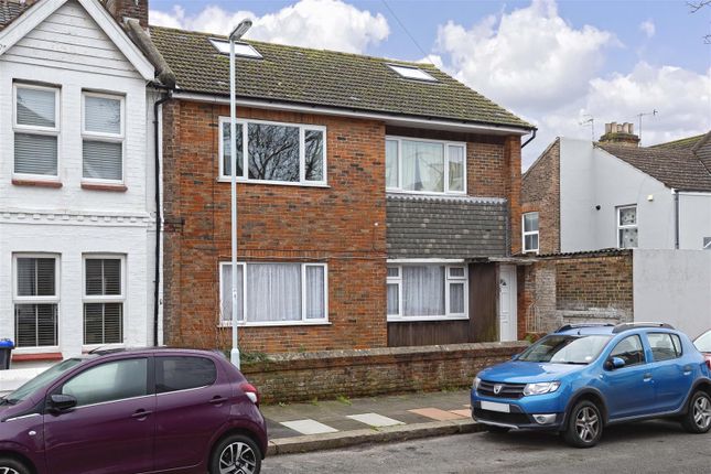 Thumbnail Flat for sale in St. Anselms Road, Worthing