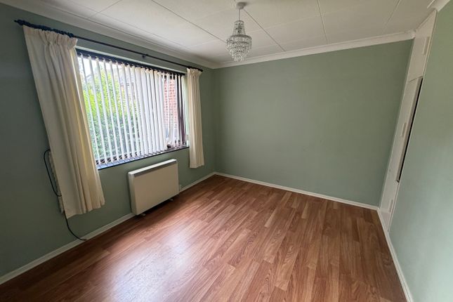 79, Broom Valley Road, Rotherham photo 2