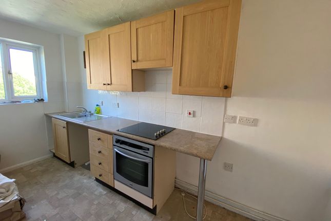 14 Sussex Road, Bury St. Edmunds photo 3