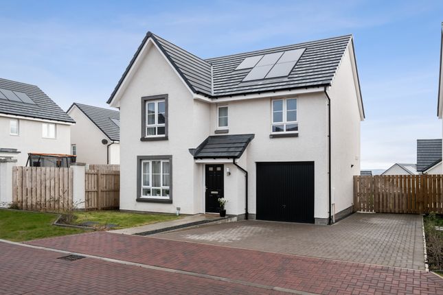 Thumbnail Detached house for sale in Henshawhill Place, Hamilton, Lanarkshire