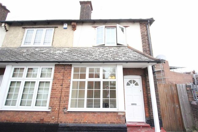 End terrace house to rent in Jersey Gardens, Wickford, Essex