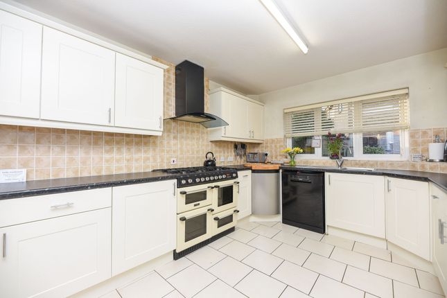 17 Tawny Crescent, Huntingdon photo 4