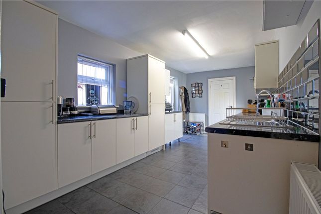 21 Station Street, Doncaster photo 4
