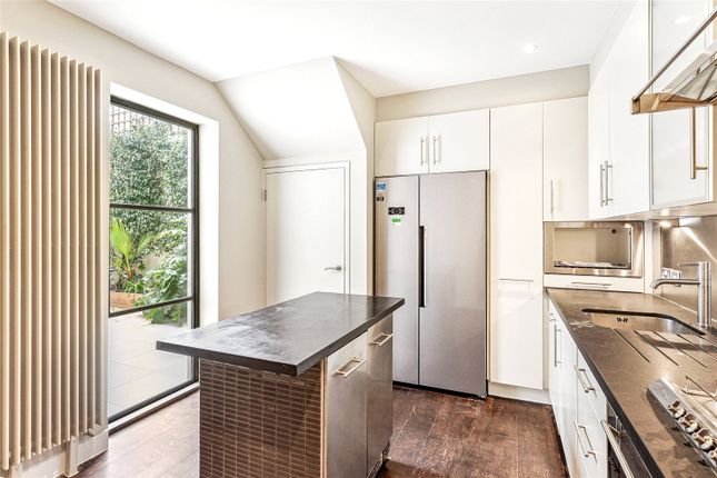 Detached house to rent in The Quad, 58 Battersea High Street, London