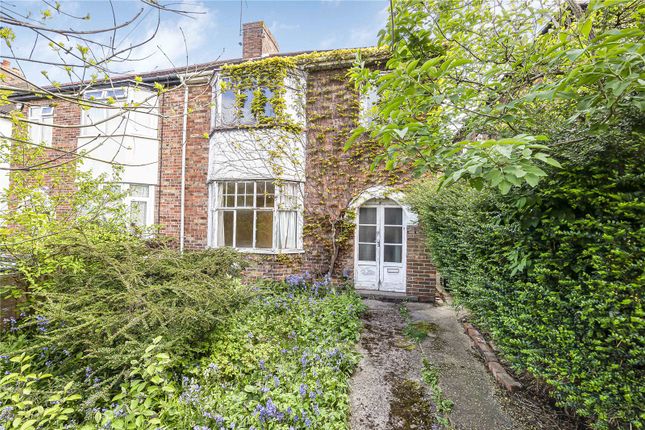 Thumbnail Semi-detached house for sale in Southdale Road, North Oxford