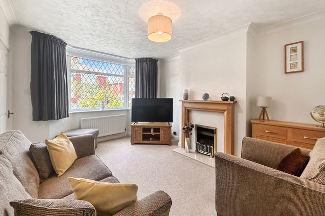 22, Southlands Avenue, Stoke-on-Trent photo 2