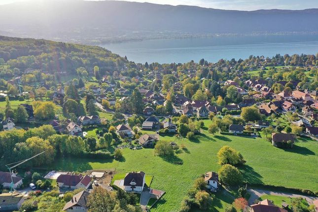 Thumbnail Villa for sale in Rhône-Alpes, Haute-Savoie, Menthon-Saint-Bernard