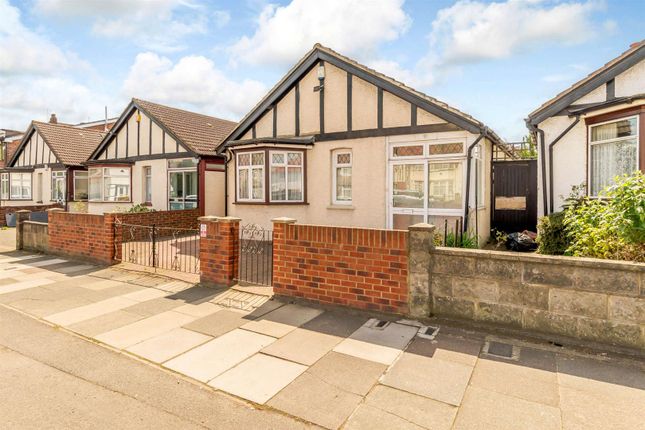 3 bed detached bungalow for sale in Ruislip Road, Greenford UB6