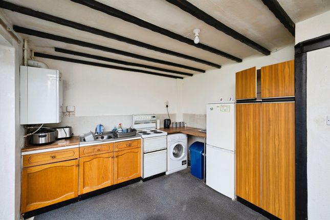 4, Glenorchy Crescent, Nottingham photo 3