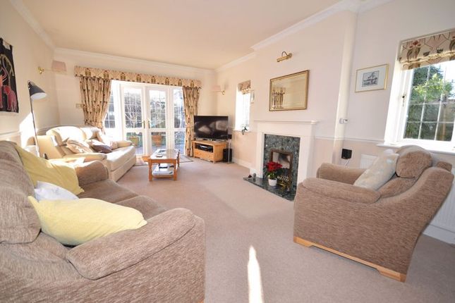 Detached house for sale in Elm Close, Weston Turville, Aylesbury