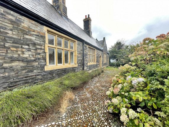 Thumbnail Cottage for sale in Mysore Cottages, Waterloo Road, Ramsey, Ramsey