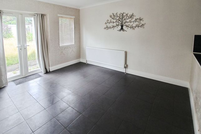 18, Lilleshall Road, West Midlands photo 4