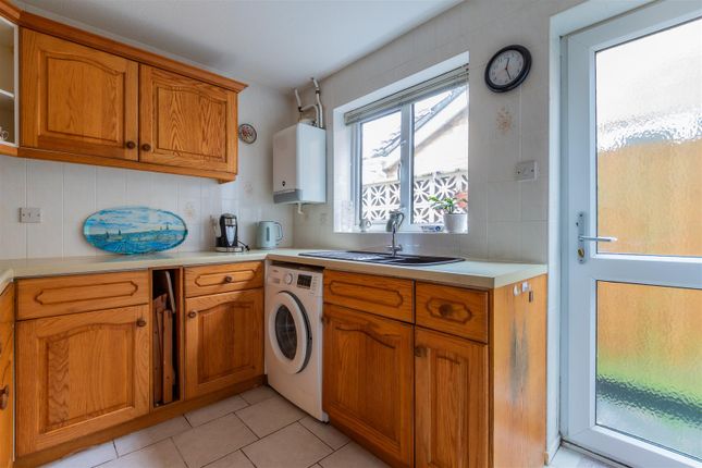17, Waterloo Close, Cardiff photo 3