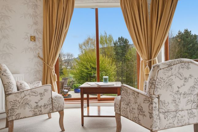 16 St. Ronan's Terrace, Innerleithen photo 3