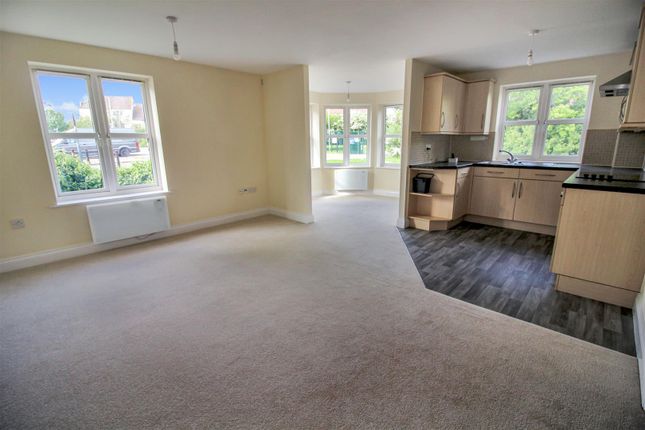 Egdon Close, Swindon photo 3