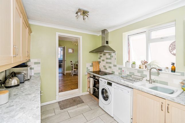 10, Victoria Road, Eastleigh photo 4