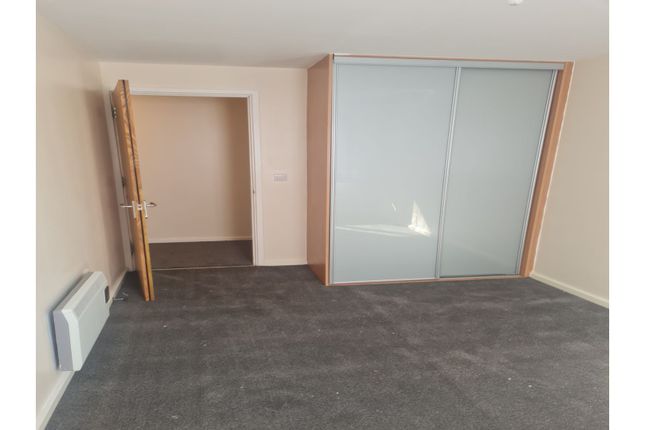 13, Culpepper Close, London photo 4