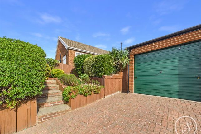 42, Temple Grove, Leeds photo 4