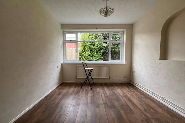 Belle Vue Avenue, Leicester photo 4