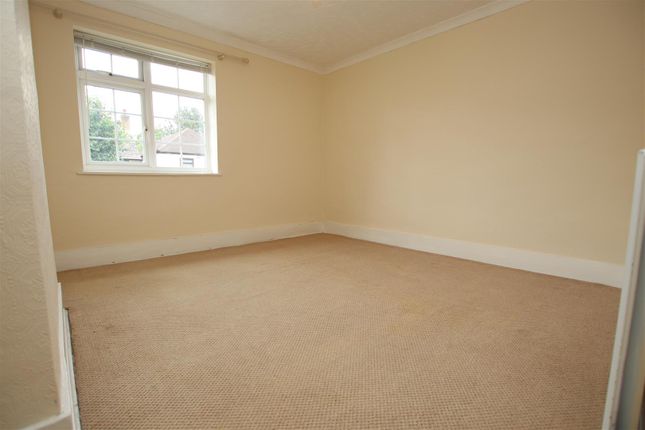 35, St. Martins Road, Dartford photo 5