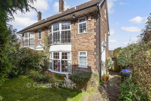 5, Sackville Close, Lewes photo 2