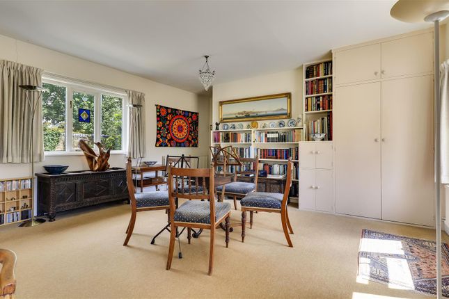 Whiteacre, 7 Dogget Lane, Cambridge photo 4