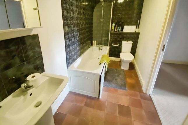 Flat 5 Malt House Lodge, Bottrill Street, Nuneaton photo 5