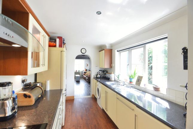 91, Molesey Road, Hersham photo 3