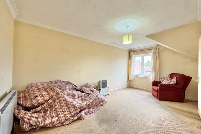 28 Sarisbury Gate, Bridge Road, Southampton photo 4