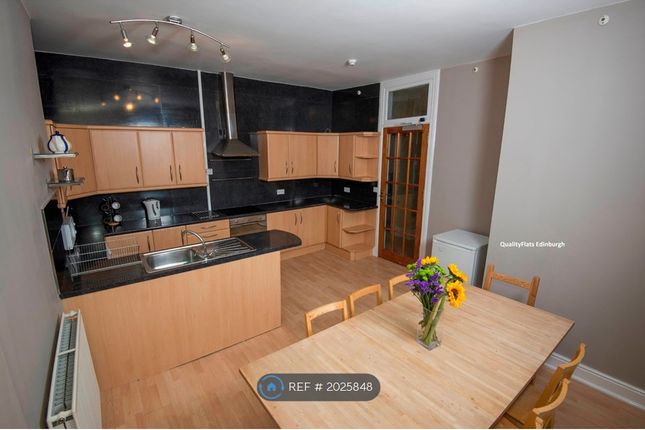Flat to rent in East New Town, Edinburgh