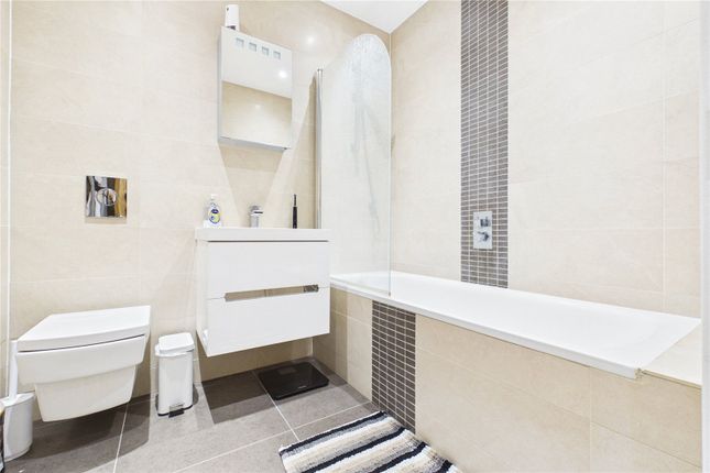 Flat 2, Mulberry House, Whitchurch Road photo 4