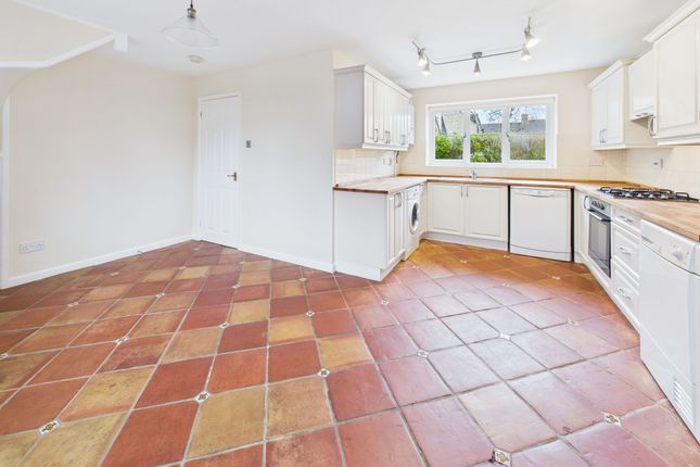 Clyne Cottage, High Street, Shipton-under-Wychwood, Chipping Norton photo 2