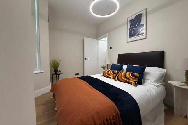 6, Knox Road, London photo 2