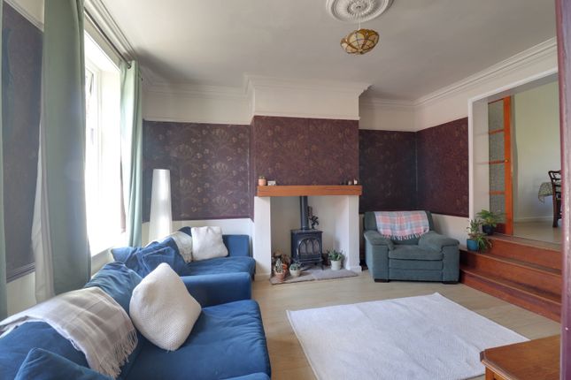 54, Bacup Road, Todmorden photo 4