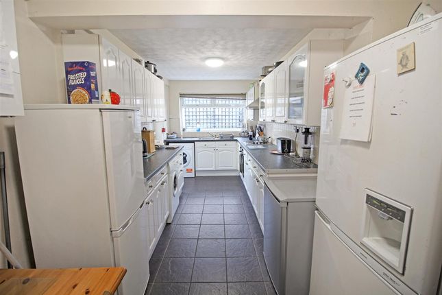 Room 2, 48 Craven Road,, Rugby photo 2