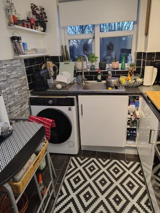 1, Gandhi Close, Walthamstow photo 4