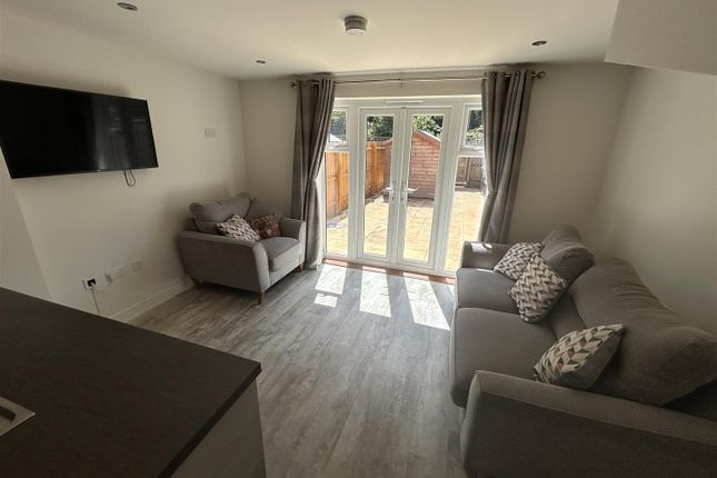 54, Cortland Way, Stourport-On-Severn photo 5