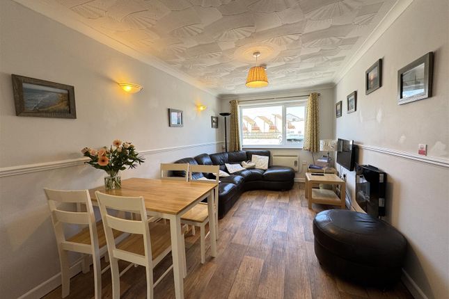 Flat 7, Penhale, St. Pirans Road, Perranporth photo 3