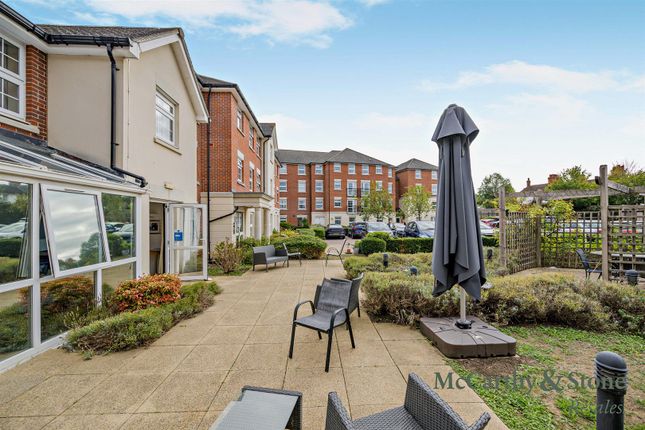 3 Weighbridge Court, 301 High Street, Ongar photo 4